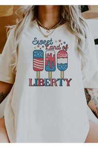 SWEET LAND OF LIBERTY USA GRAPHIC PLUS SIZE TEE