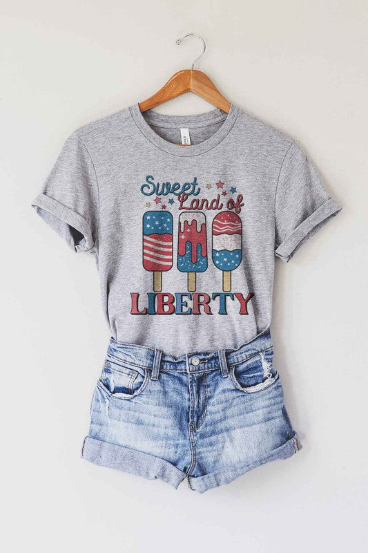 SWEET LAND OF LIBERTY USA GRAPHIC PLUS SIZE TEE