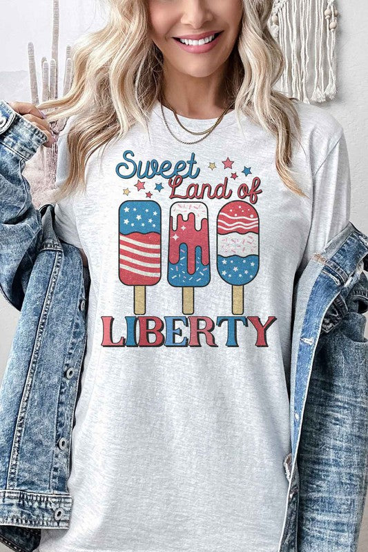 SWEET LAND OF LIBERTY USA GRAPHIC PLUS SIZE TEE