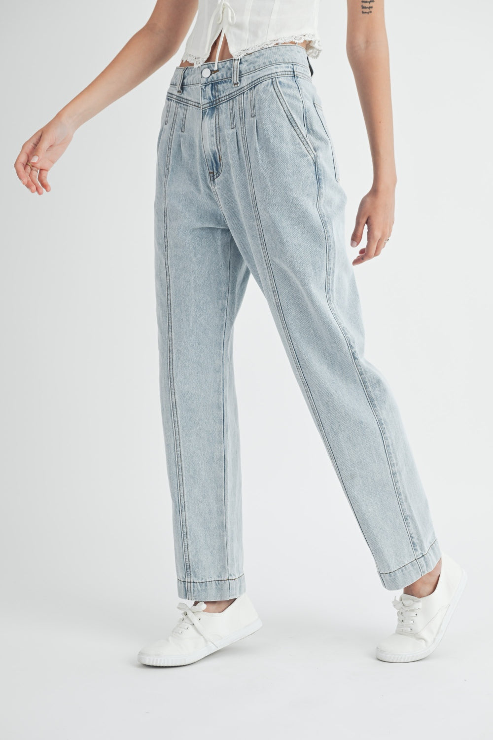 MABLE Pleated Front Detail Straight Jeans