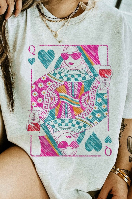 QUEEN OF HEARTS GRAPHIC TEE