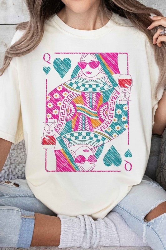 QUEEN OF HEARTS GRAPHIC TEE