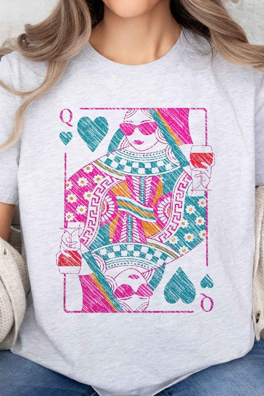 QUEEN OF HEARTS OVERSIZED GRAPHIC TEE