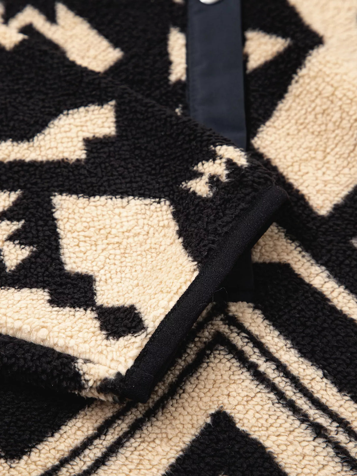 43f2e32c81f042f4bd75ca186084938d-Max-Origin