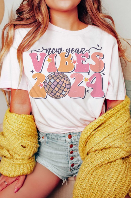 GROOVY NEW YEAR VIBES 2024 Graphic Tee