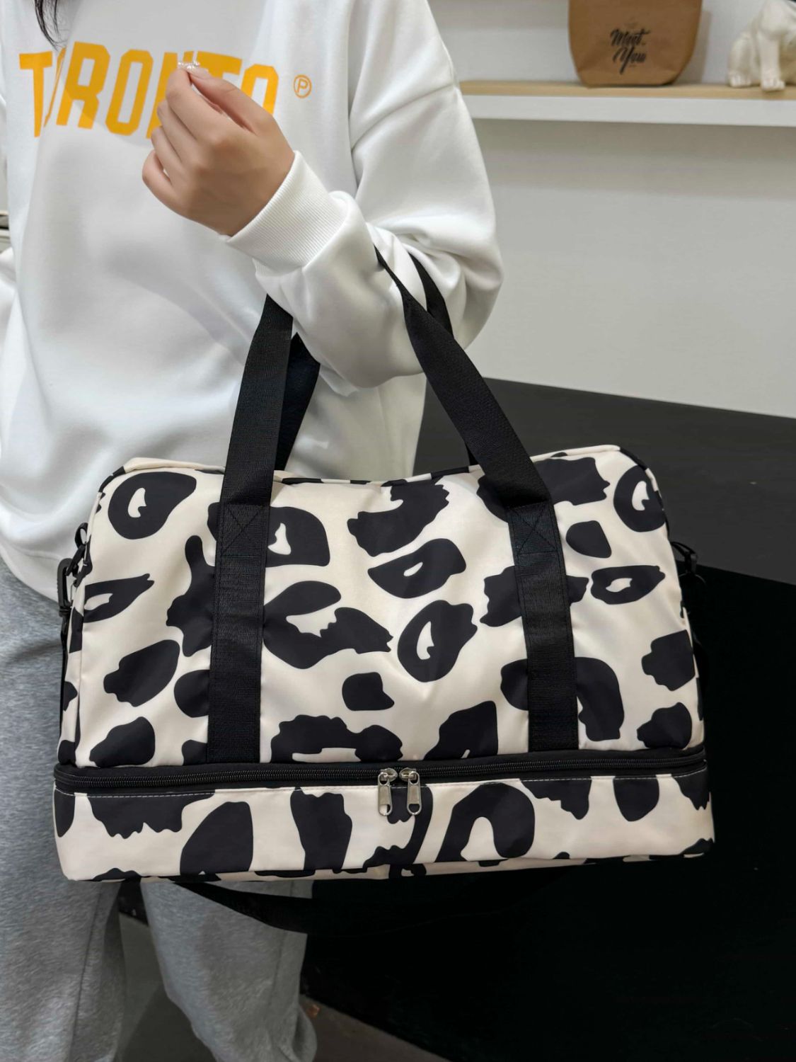 Oxford Cloth Leopard Travel Bag