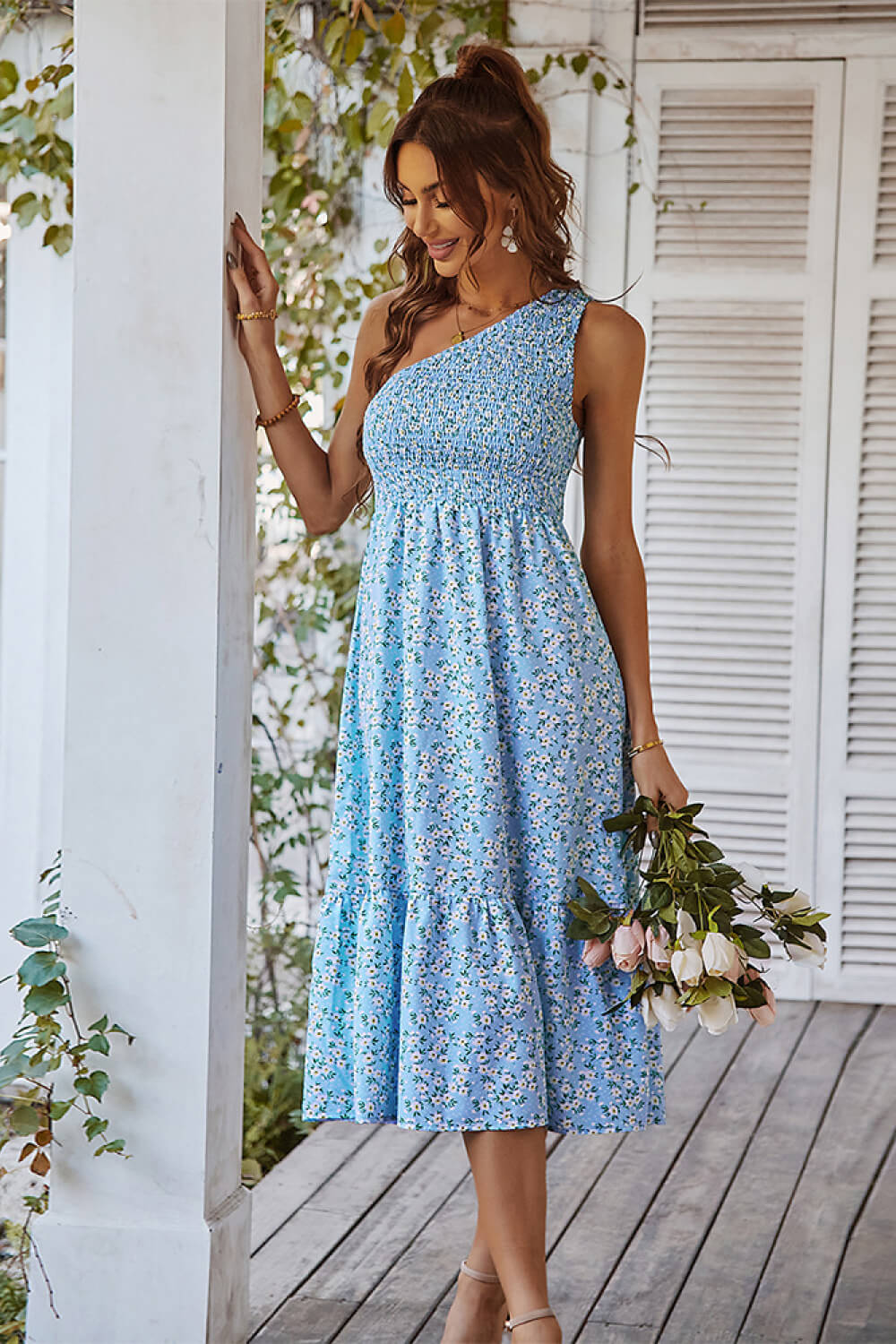 Boho ditsy floral on sale shirring detail maxi dress