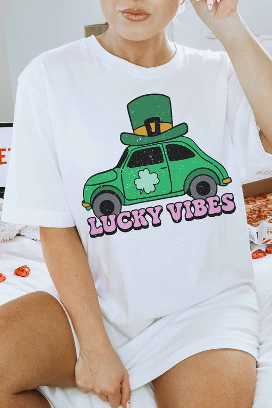 LUCKY VIBES GRAPHIC TEE