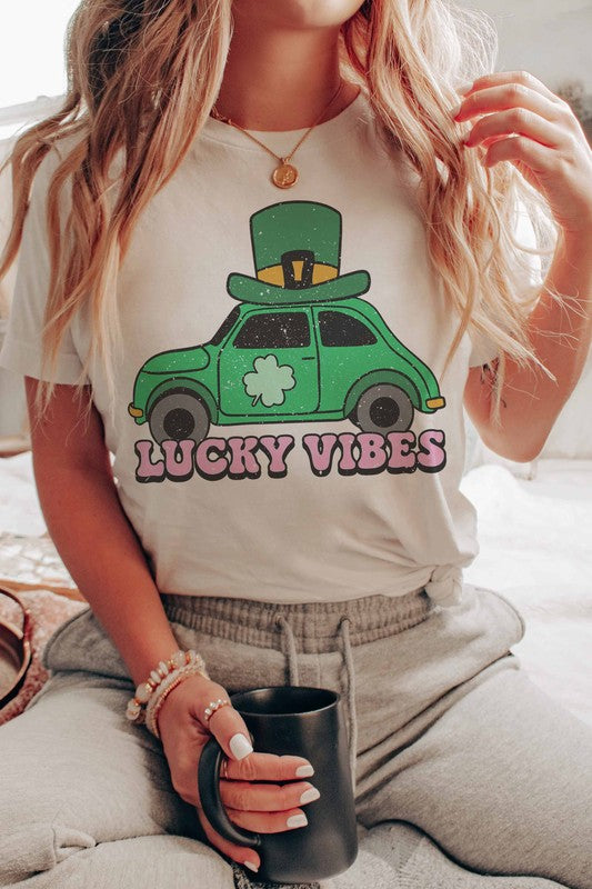 LUCKY VIBES GRAPHIC TEE