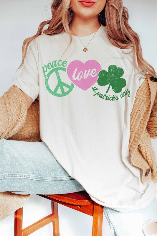 PEACE LOVE LUCK GRAPHIC TEE