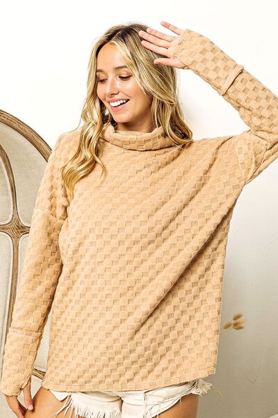 BiBi Checkered Round Neck Thumbhole Long Sleeve Top