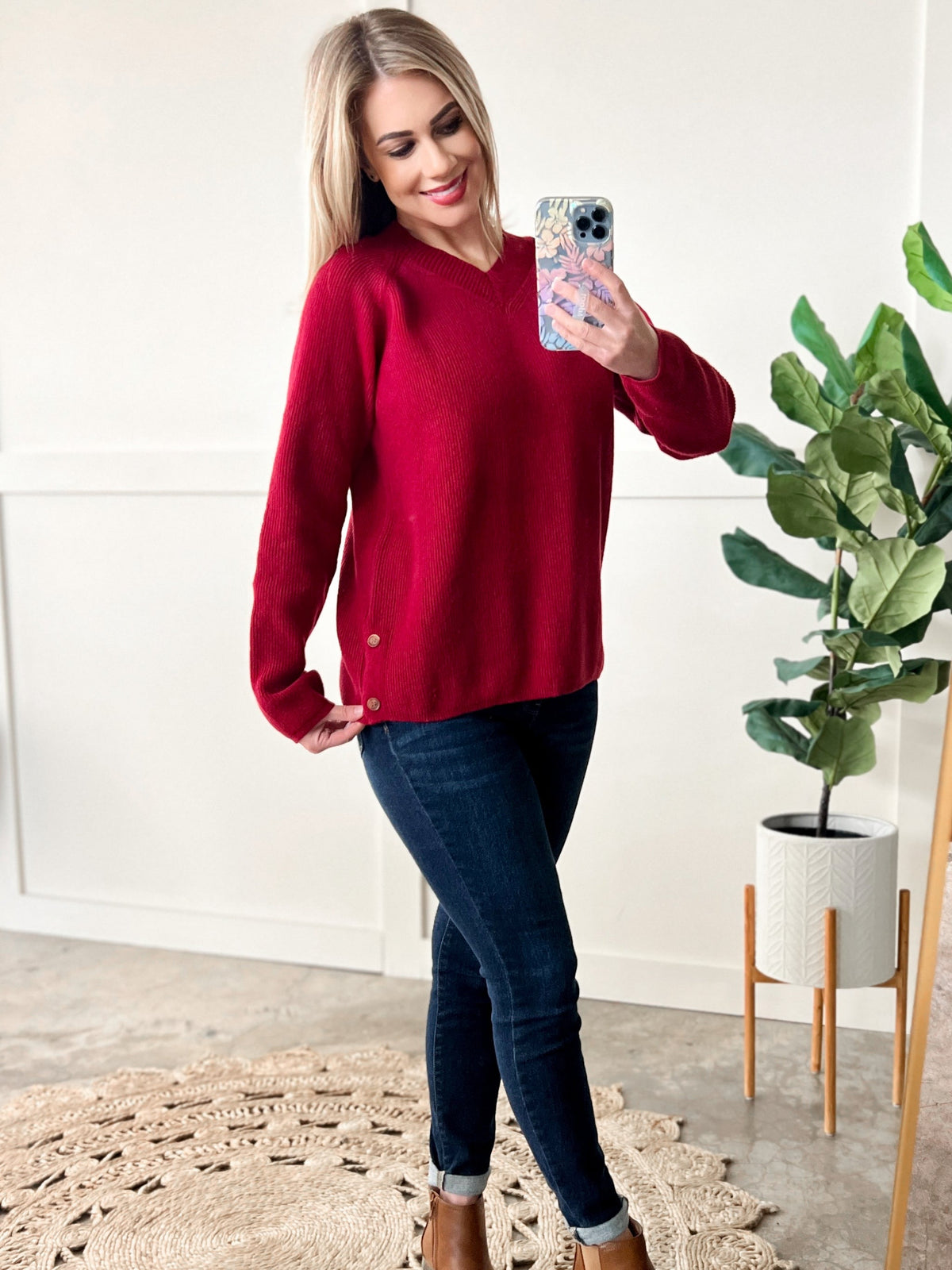 12.4 V Neck Knit Sweater With Side Button Detail In Red