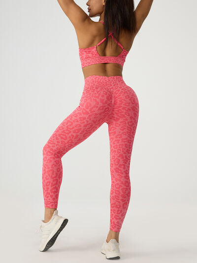 PINK - Victoria's Secret Cheetah Print Leggings Size M - $16 (60% Off  Retail) - From danielle
